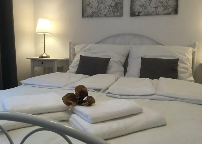 Slodowiec Metro, Free Parking * Warschau