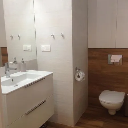 Slodowiec Metro, Free Parking Apartamento